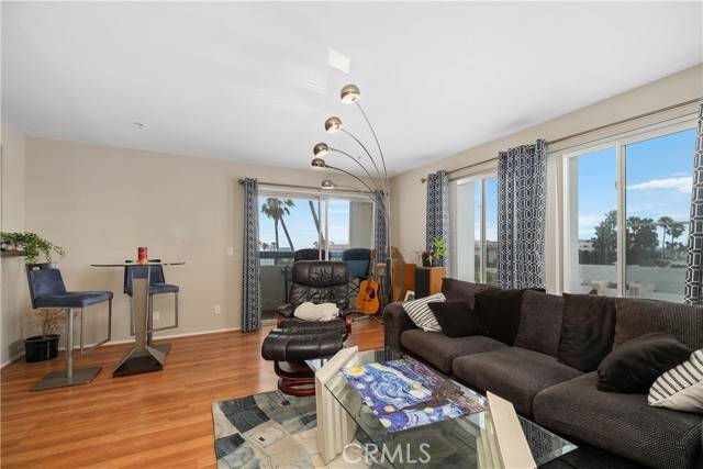 Redondo Beach, CA 90277,200 S. Catalina Ave #307
