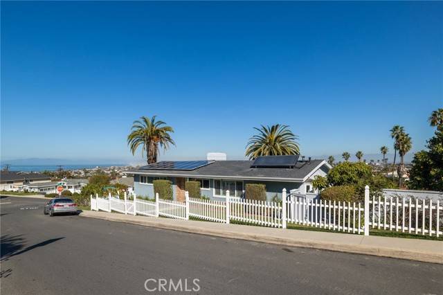 246 Via Los Miradores, Redondo Beach, CA 90277