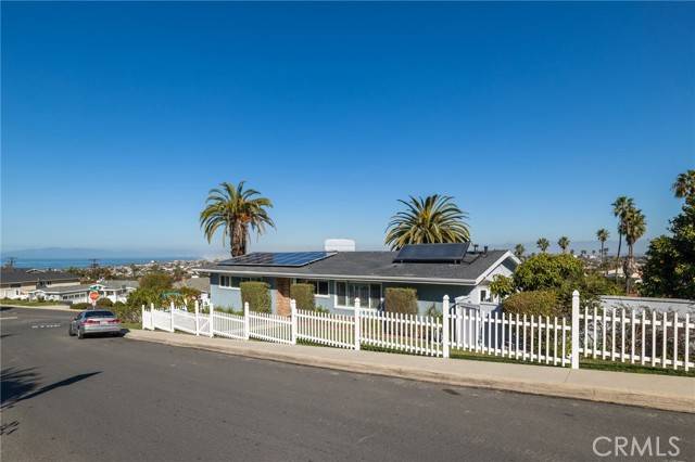 246 Via Los Miradores, Redondo Beach, CA 90277