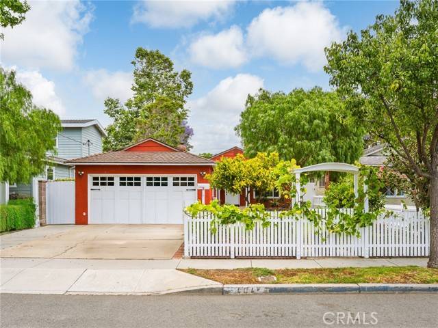 404 Kansas Street, El Segundo, CA 90245