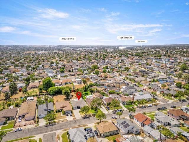 10527 S Wilton Place, Los Angeles, CA 90047