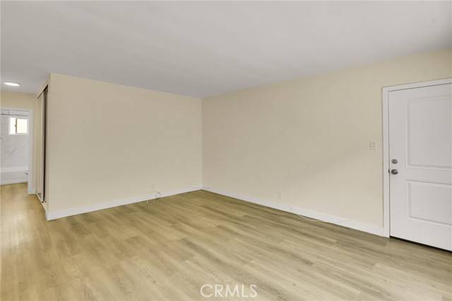 Los Angeles, CA 90036,612 N Sycamore Avenue #5