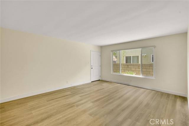 Los Angeles, CA 90036,612 N Sycamore Avenue #5
