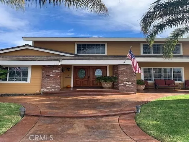 920 E Hermosa Street, Santa Maria, CA 93454