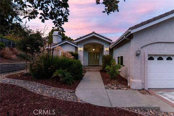 2056 Royal Way, San Luis Obispo, CA 93405