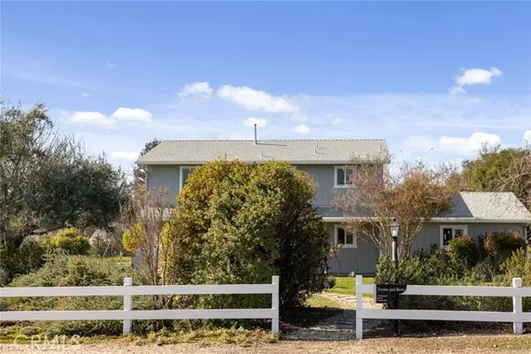 24 Foxtail Lane, Templeton, CA 93465