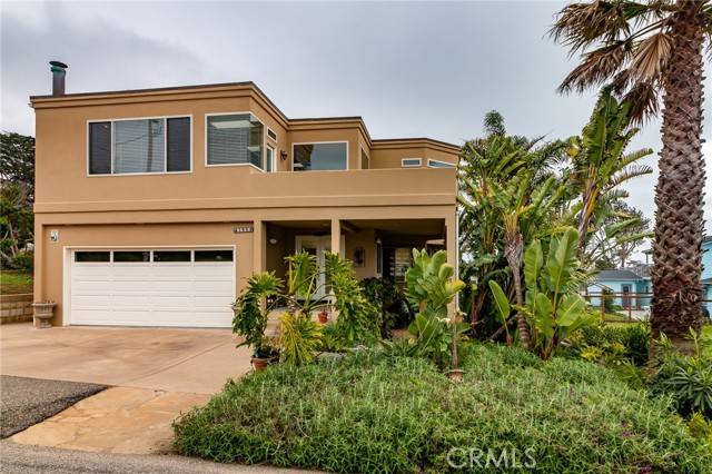 380 Castle Street, Cambria, CA 93428