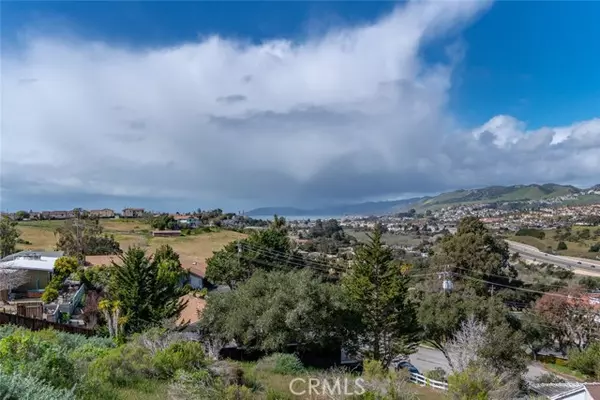 Arroyo Grande, CA 93420,1575 Hillcrest Drive