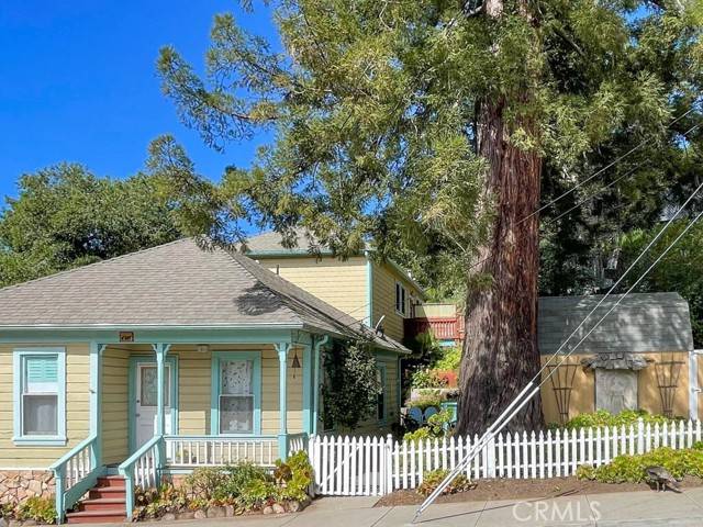 4305 Bridge Street, Cambria, CA 93428