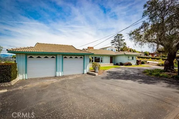 1490 Hillcrest Drive, Arroyo Grande, CA 93420