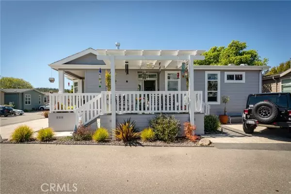 Cambria, CA 93428,1460 Main #106