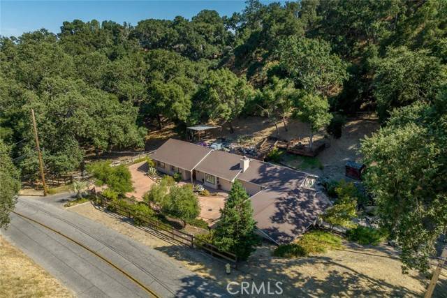 5420 Ardilla Avenue, Atascadero, CA 93422