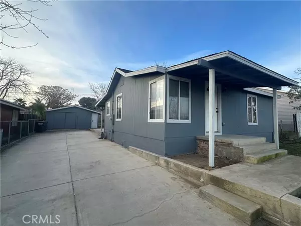 1011 Wood Street, Taft, CA 93268