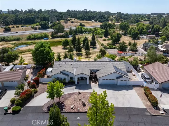 145 Eagle Creek Court, Atascadero, CA 93422