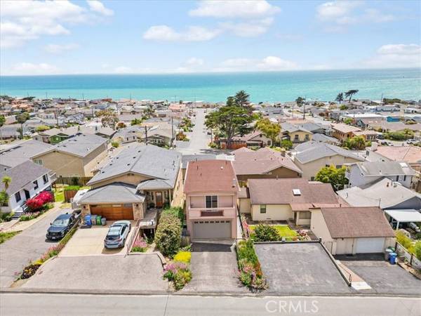 888 Saint Mary Ave, Cayucos, CA 93430