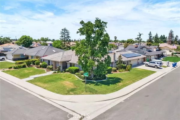 14700 Orchard Crest Avenue, Bakersfield, CA 93314