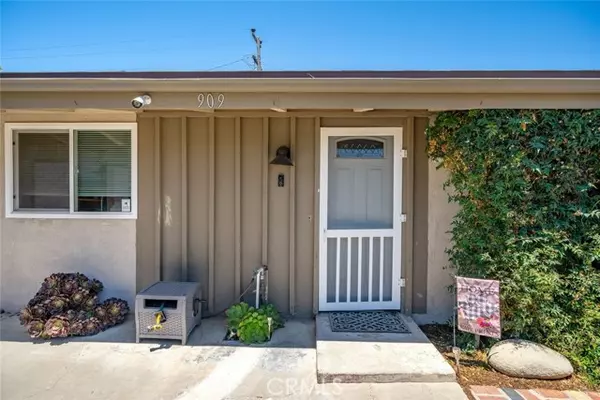 Santa Maria, CA 93454,909 Armstrong Avenue