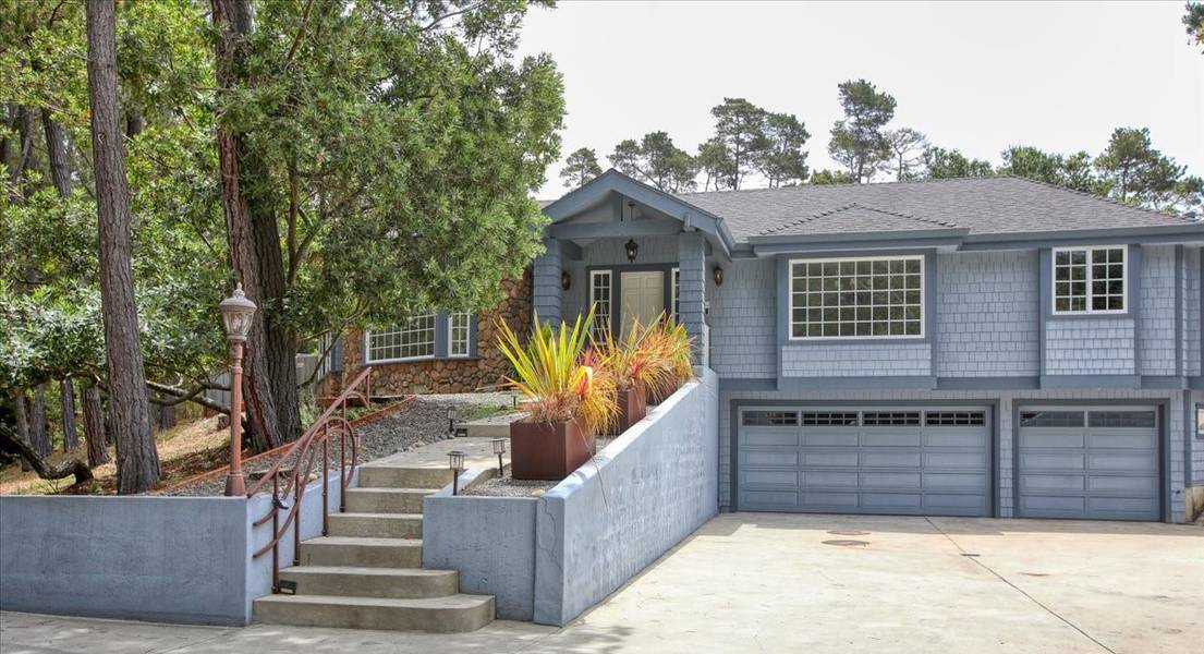 6370 Buckley Drive, Cambria, CA 93428