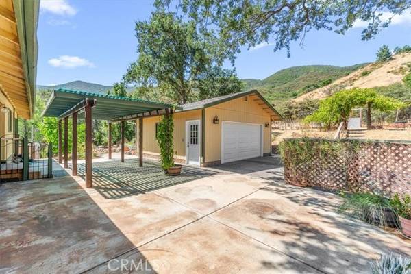 8750 Tassajara Creek Rd., Santa Margarita, CA 93453