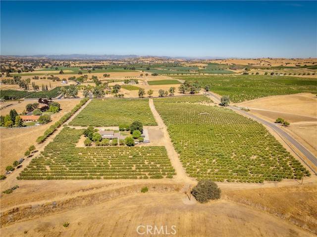 Paso Robles, CA 93446,5055 Rancho La Loma Linda Drive