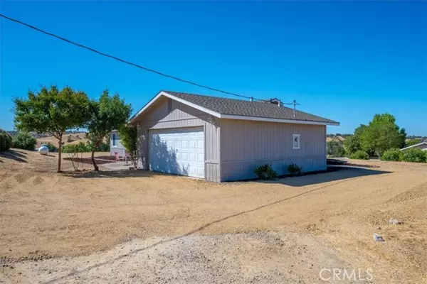 Paso Robles, CA 93446,2115 Pepper Tree Way