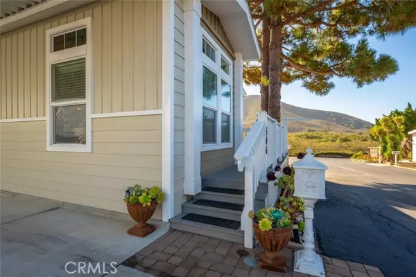 Morro Bay, CA 93442,506 Jelecote #19