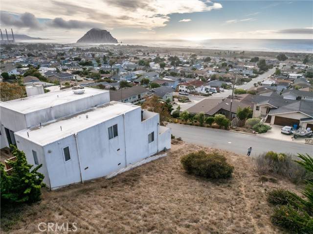 Morro Bay, CA 93442,2810 Juniper