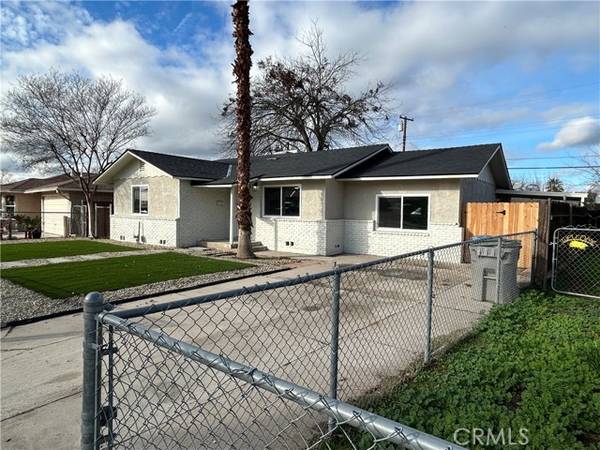 3733 Kenmore Drive, Fresno, CA 93703