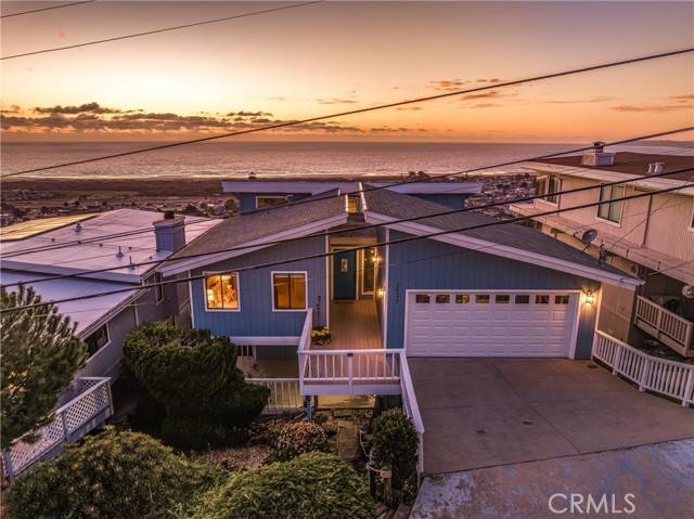 2631 Nutmeg Avenue, Morro Bay, CA 93442