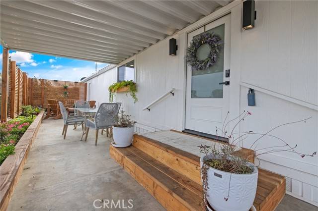 Visalia, CA 93291,225 Akers #215