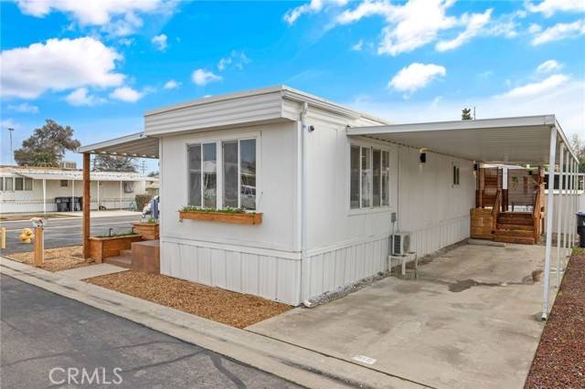 225 Akers #215, Visalia, CA 93291