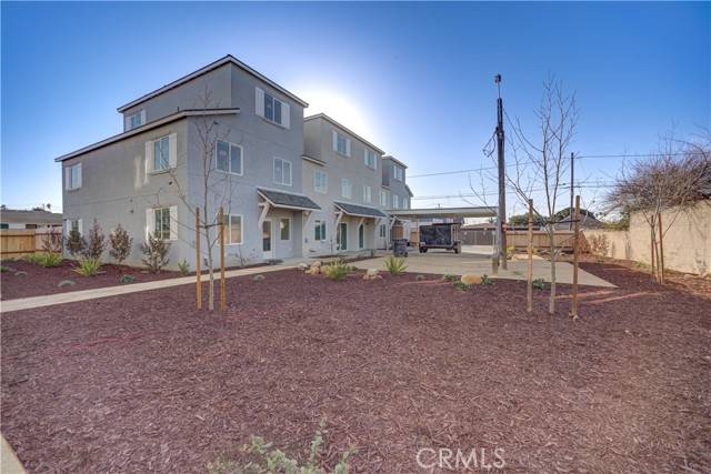 Santa Maria, CA 93458,529 S Pine Street