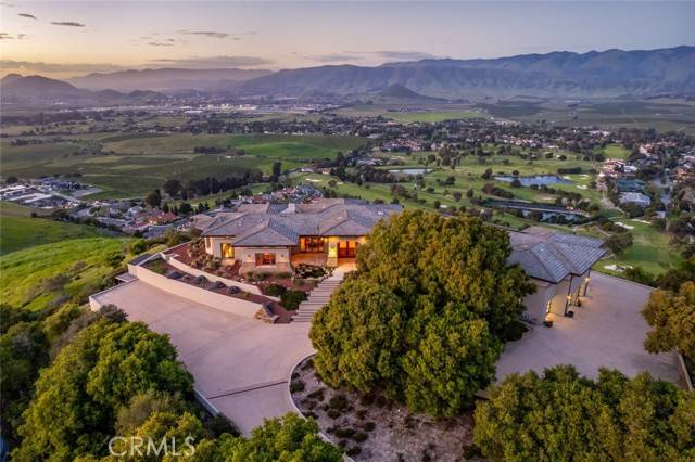 1015 Rimrock Lane, San Luis Obispo, CA 93401