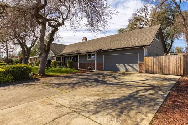 6804 Riata Drive, Redding, CA 96002