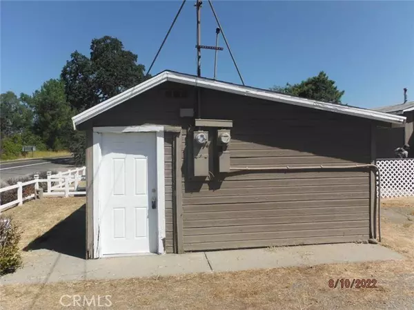 9022 State Highway 99e, Los Molinos, CA 96055