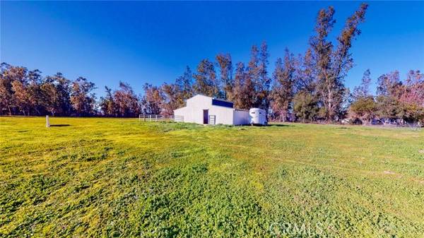 2709 Houghton Ave, Corning, CA 95963