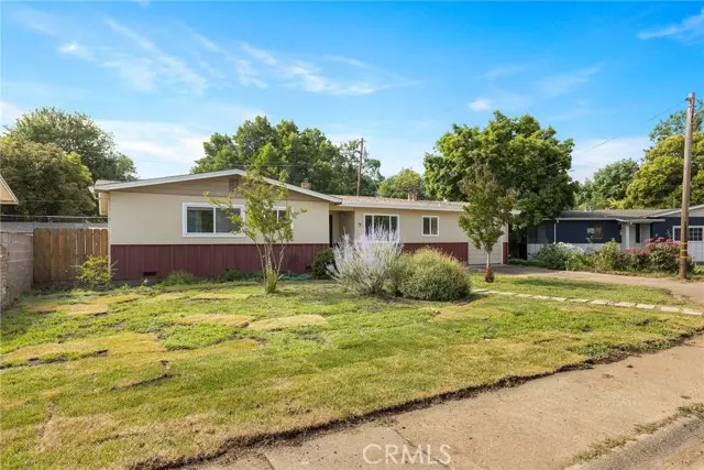 Chico, CA 95926,7 Dean Way