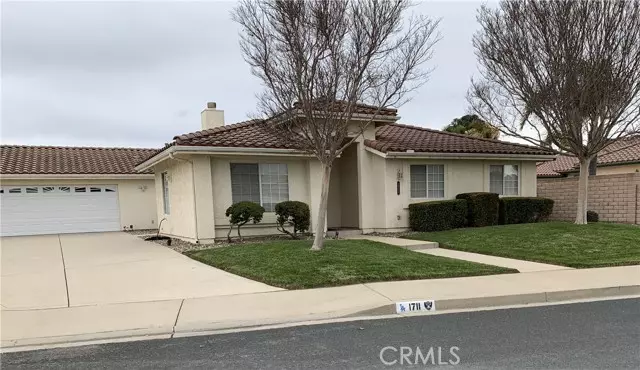 1711 Mammoth Drive, Santa Maria, CA 93454