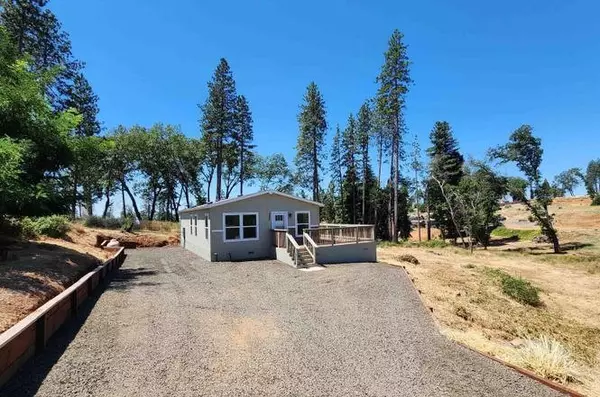 1562 Hemlock Lane, Paradise, CA 95969