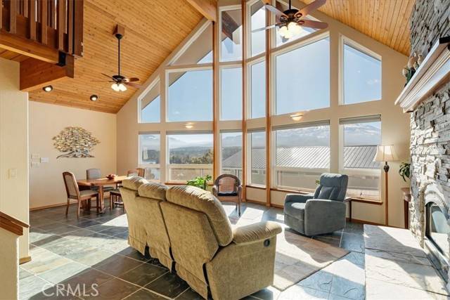 Weed, CA 96094,15516 Valley View Drive