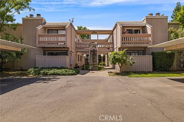 2240 Notre Dame Boulevard #6, Chico, CA 95928