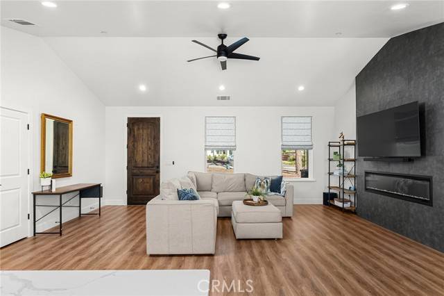 5755 Fickett Lane, Paradise, CA 95969
