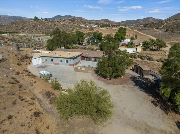 Agua Dulce, CA 91390,9801 White Fox Lane