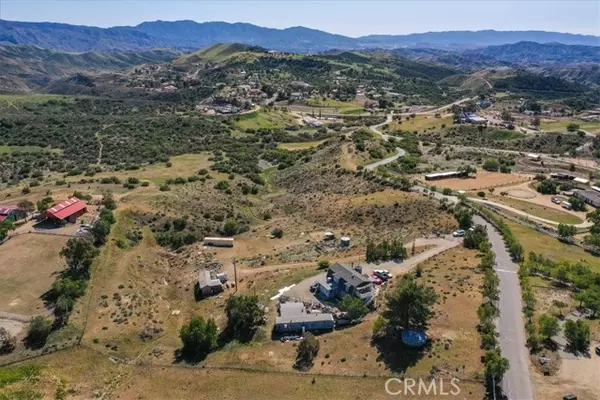 32520 Wagon Wheel Road, Agua Dulce, CA 91390