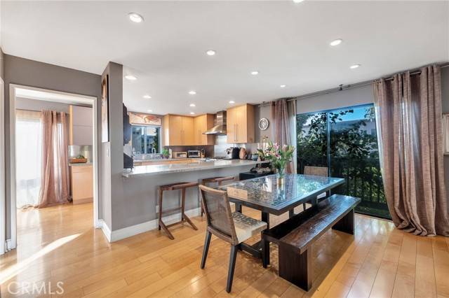 4222 Troost Avenue #21, Studio City, CA 91604