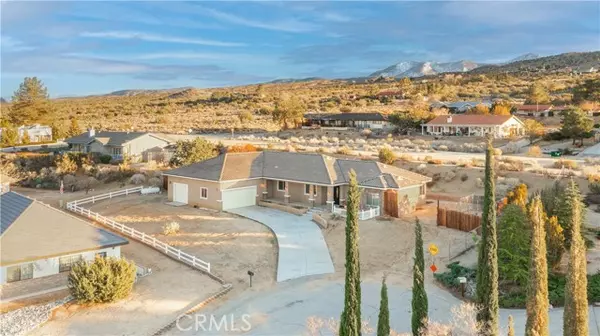 31704 Bogie Place, Llano, CA 93544