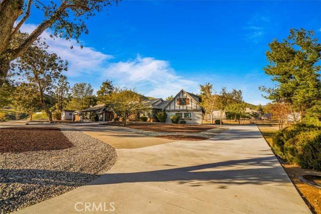 34303 Agua Dulce Canyon Road, Agua Dulce, CA 91390