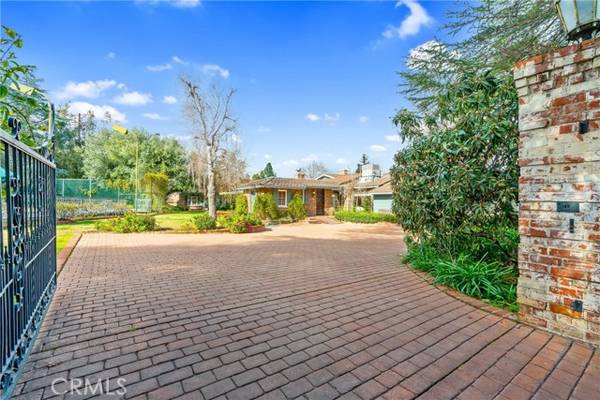 Encino, CA 91316,4810 Louise Avenue