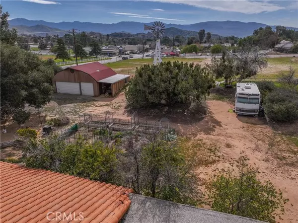 Agua Dulce, CA 91390,33441 Agua Dulce Canyon Road