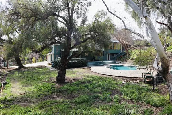 Calabasas, CA 91302,898 Camino Colibri